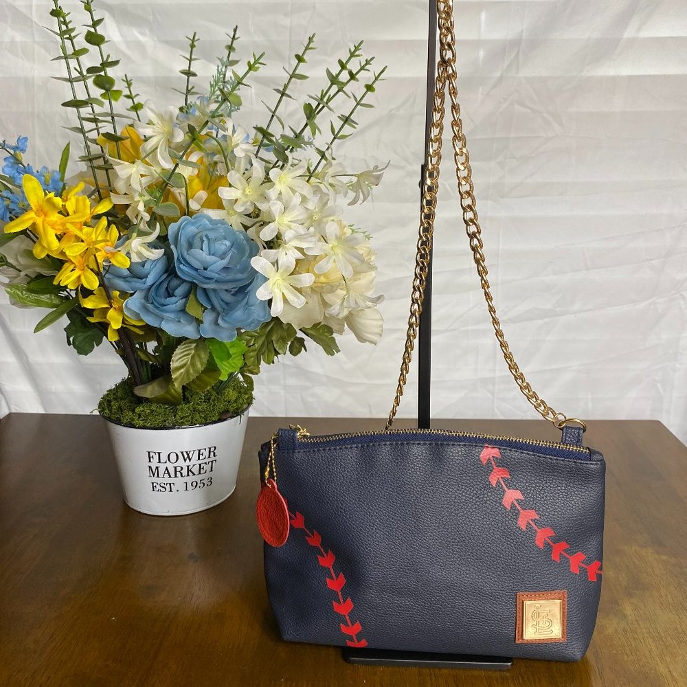St. Louis Cardinals 2022 SGA Baseball Purse Bag Crossbody Blue Gold Chain Unused